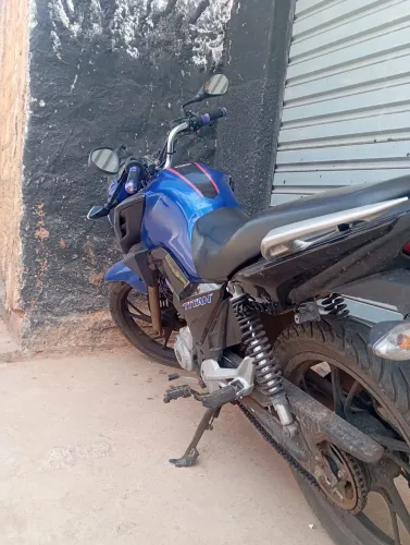 Vendo ágio de moto