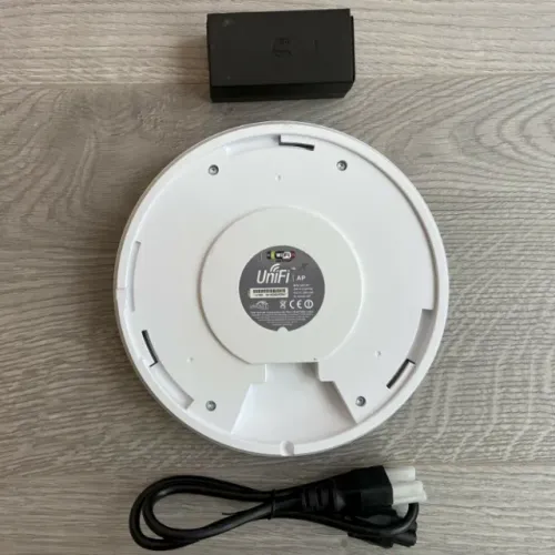 Ubiquiti AP UniFi 300 Mbps Wireless Access Point Corporativo