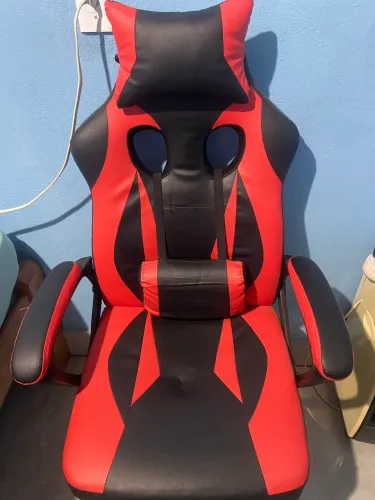 Cadeira gamer vermelha
