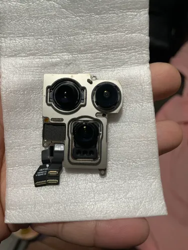 Câmera iPhone 15 Pro Max
