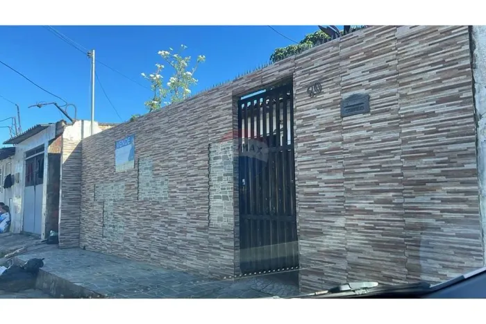 Casa à Venda Ponta Grossa Excelente localização