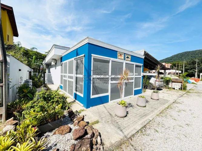 Casa com 3 quartos, Praia da Lagoinha, Ubatuba - R$ 1.45 mi, Cod: 2857