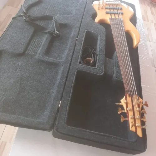 Cabeçotes  Hartke , Gallien Krueger, e baixo