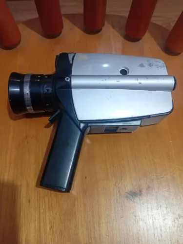 Antiga câmera filmadora