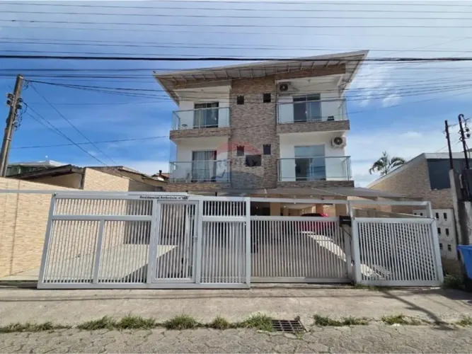 Apartamento Garden Térreo à Venda em Ingleses, Florianópolis