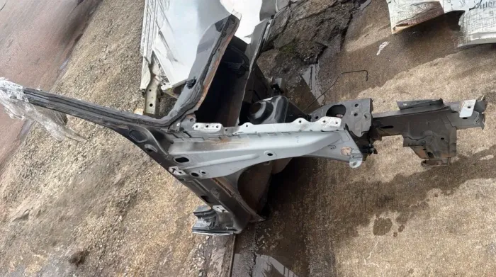Longarina Dianteira Direita renault Logan Sandero 2015 a 2019 original