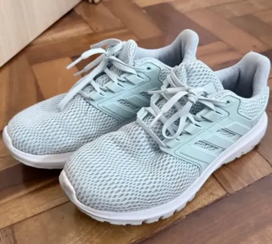 Tênis treino adidas