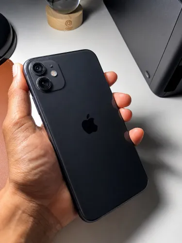IPhone 11 - Impecável
