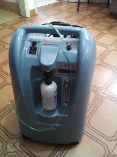 Vende-se um Concentrador de Oxigênio Lumiar elétrico portátil