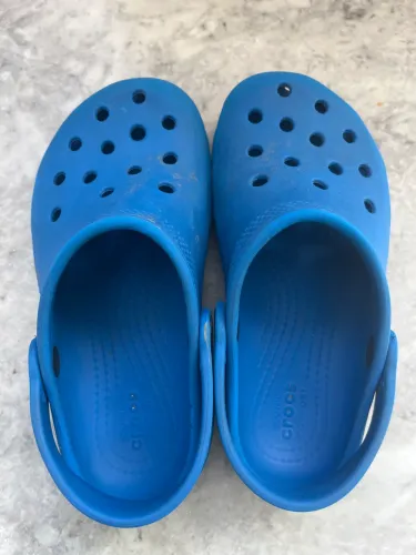 Crocs Original C12 (tamanho 29/30)