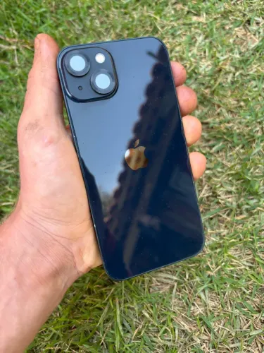 Vendo iPhone 13 impecável 
