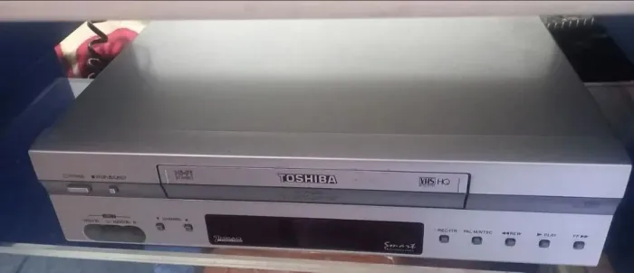 Video cassete toshiba 7 cabeças hi-fi stereo