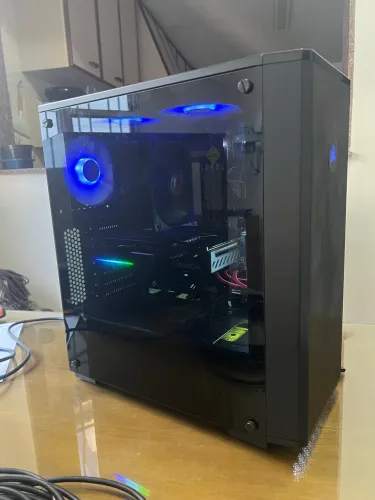 Gabinete Corsair 175R