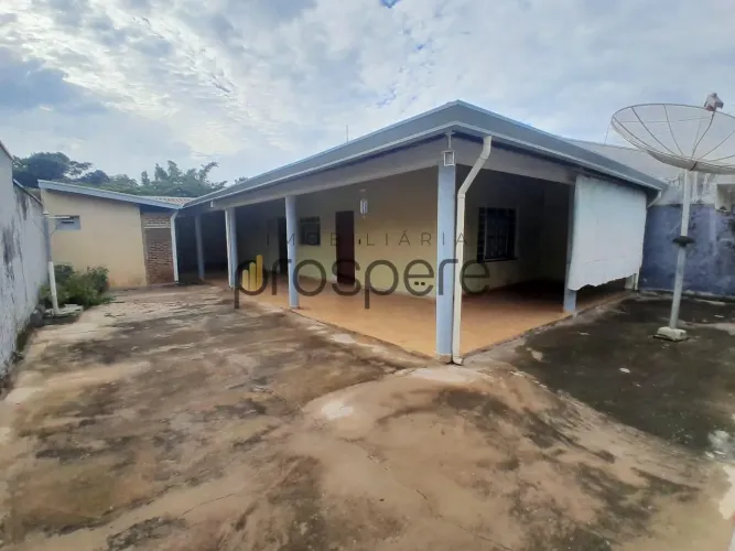 Casa para Venda em Presidente Prudente, Jardim Everest, 1 dormitório, 1 suíte, 2 banheiros