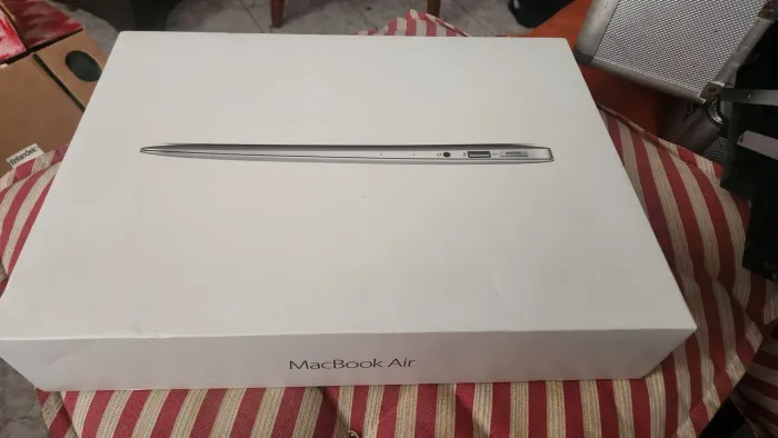 Caixa macbook air