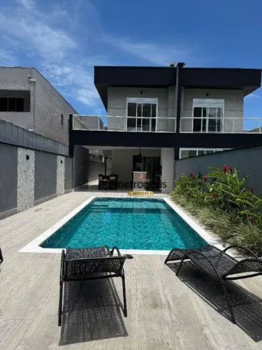 Sobrado com 3 dormitórios à venda, 210 m² por R$ 1.490.000,00 - Morada da Praia - Bertioga