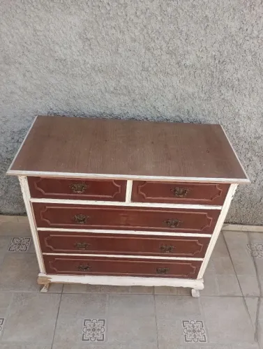 Cômoda Antiga de Madeira 