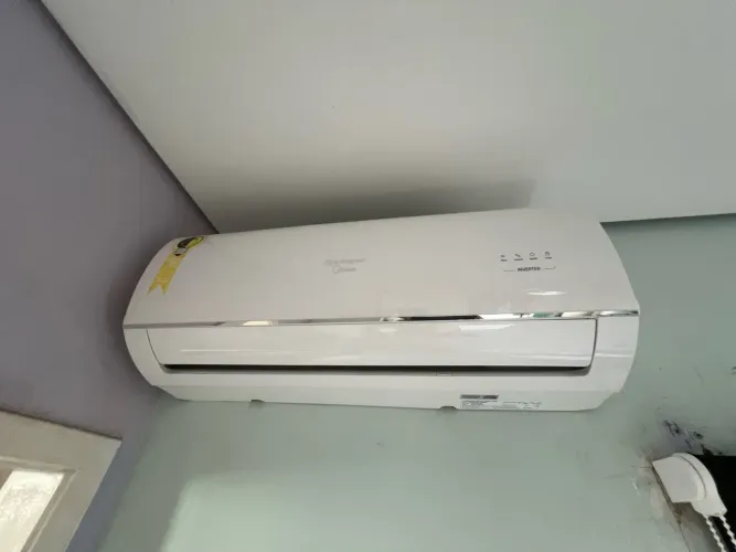 SPLIT SPRINGER MIDEA INVERTER 9.000 BTU