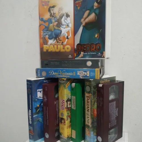 Lote 6 fitas 4 desenhos Disney Tarzan-Jane, Dama e o Vagab 2, Procur. Nemo) Pedro e Paulo