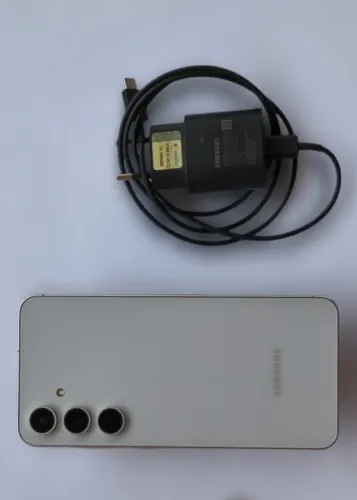 Galaxy S24 FE - 256gb