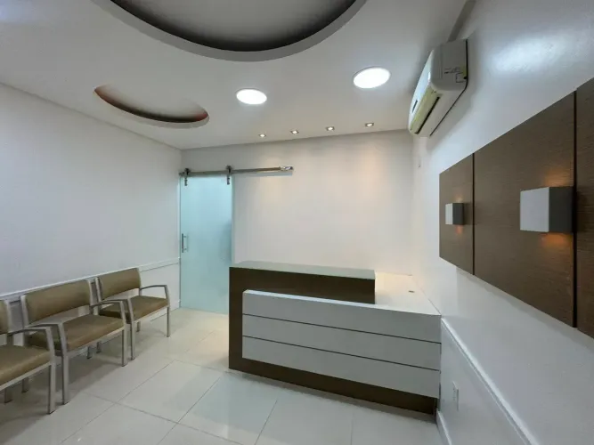 EDIFÍCIO MEDICAL JARACATY LINDA SALA COMERCIAL DE 43m 230 mil ( PREÇO BAIXO , OPORTUNIDA