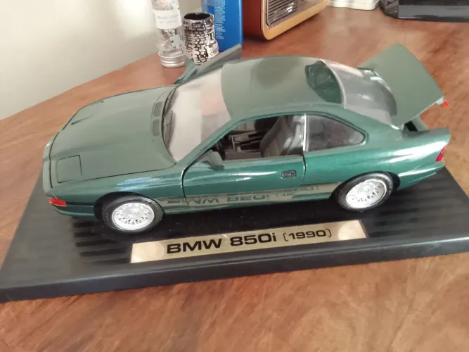 BMW 850i 1990