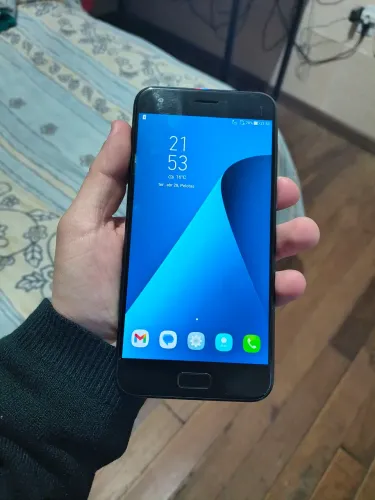 Zenfone 4