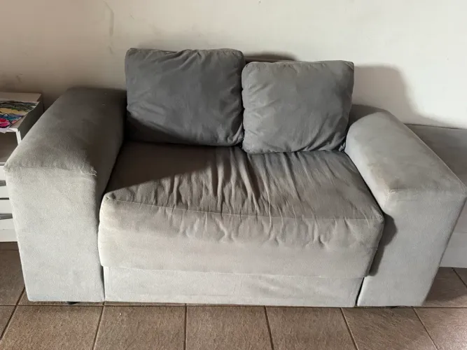 Sofá usado