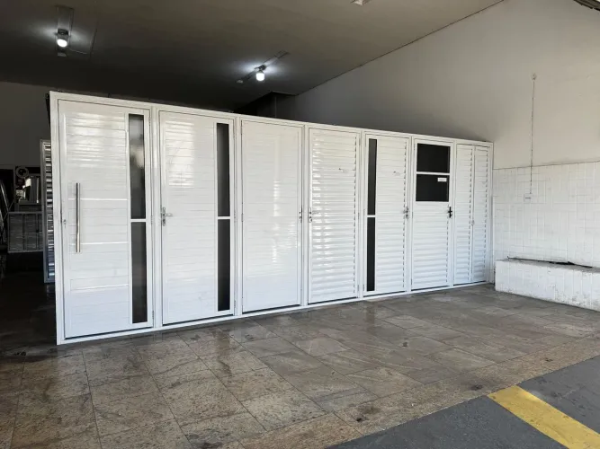 PORTA DE ALUMÍNIO BRANCO APARTIR DE R$589,99 - MEGA PROMOÇÃO IMPERDÍVEL