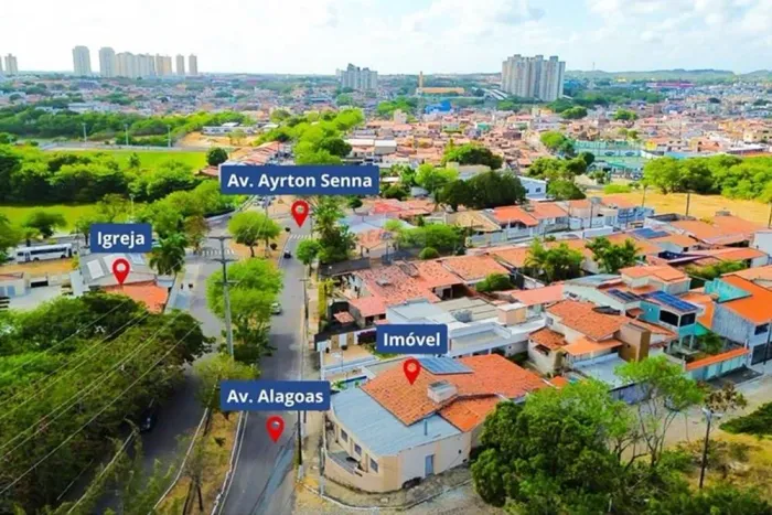 "Linda Casa em Neópolis: Conforto e Conveniência"