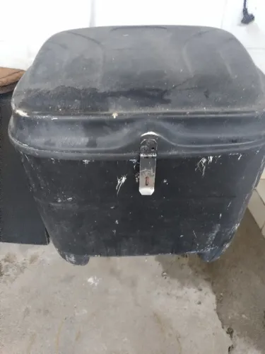 Vendo baú de moto