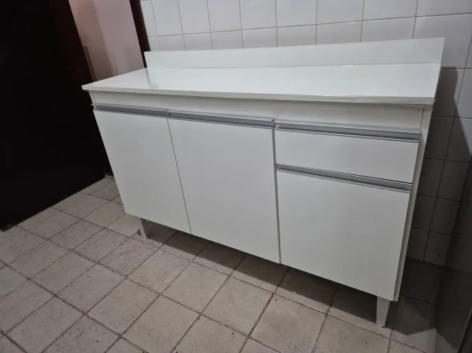 Bancada de cozinha branca - alta utilidade e baratinha!!