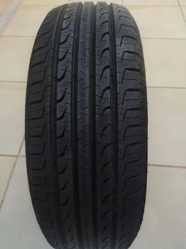 Pneu 215 60 17 Goodyear