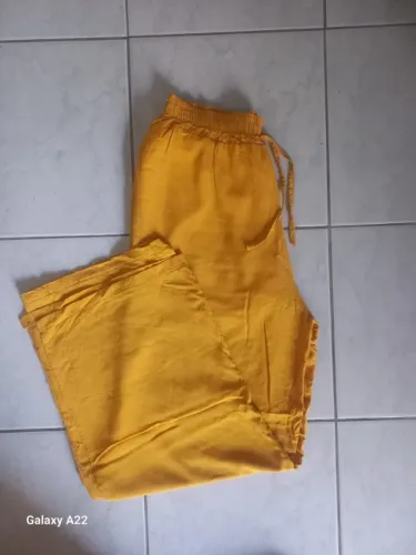 Calça estilo pantalona (nova) fem. c/fenda lateral- jacarei
