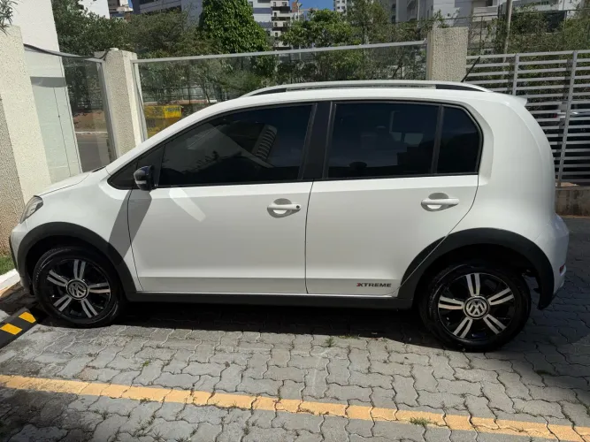 Volkswagen Up! Extreme 1.0 TSI Total Flex 12V 5P 2021