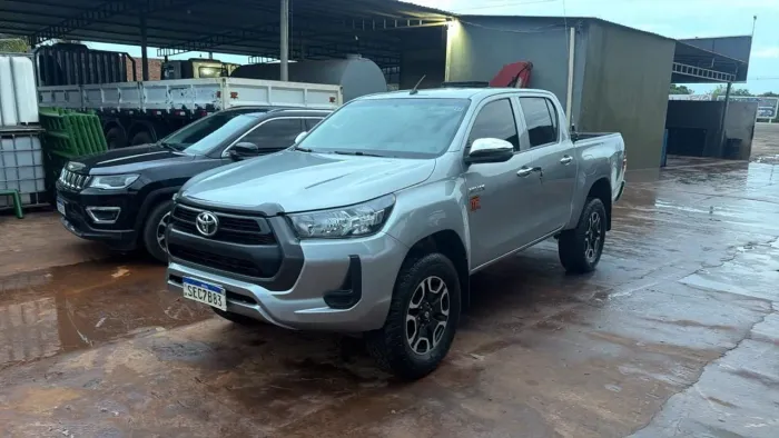 Toyota Hilux CD 4X4 2.8 Diesel Mec. 2023