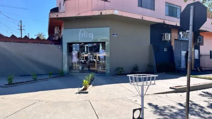 PASSA-SE PONTO COMERCIAL / LOJA COMPLETA EM LONDRINA
