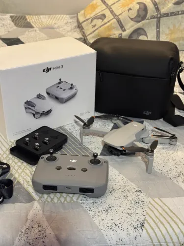 Drone DJI Mini 2 Fly More combo - Muito novo, completo + acessórios