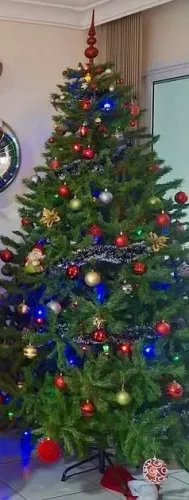 Árvore de Natal - 2,40m perfeita