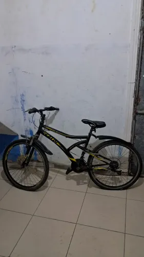 Bicicleta Aro 26 Caloi Andes (Precisa de Conserto)