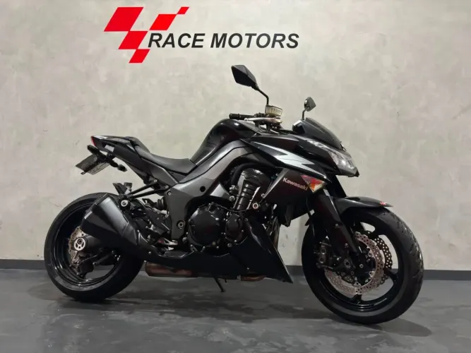 KAWASAKI Z1000 PRETO 2012