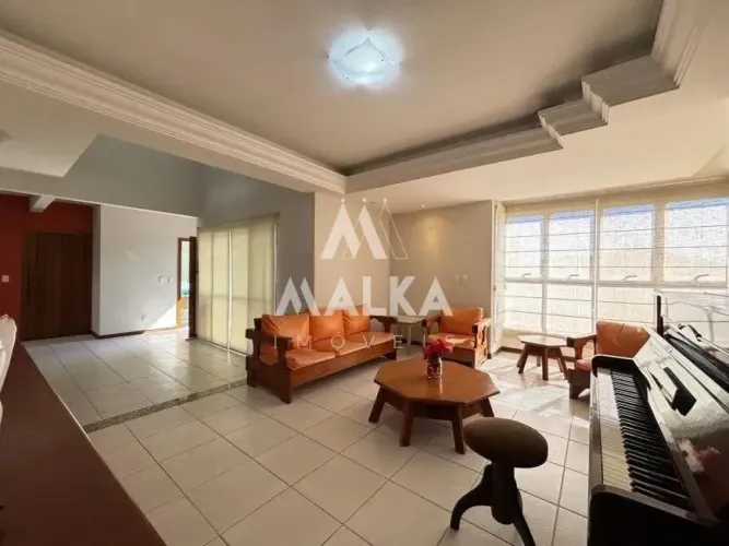 Casa para Locação em Florianópolis / SC no bairro Pantanal