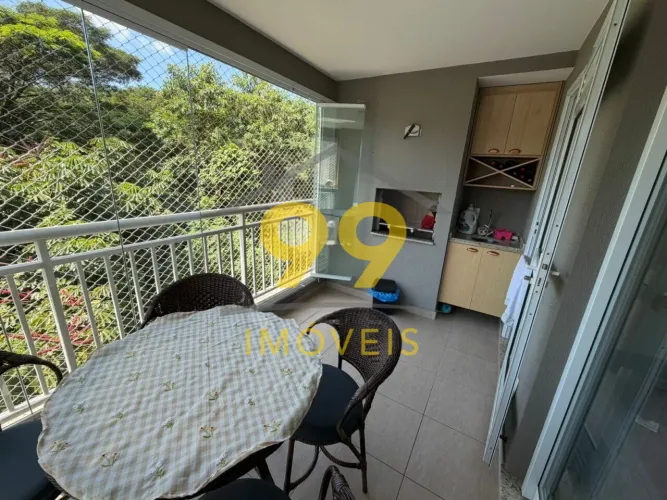 Apartamento à Venda na Rua Amoipira 101 com 3 quartos sendo 1 suíte 2 vagas Ar Condicionad