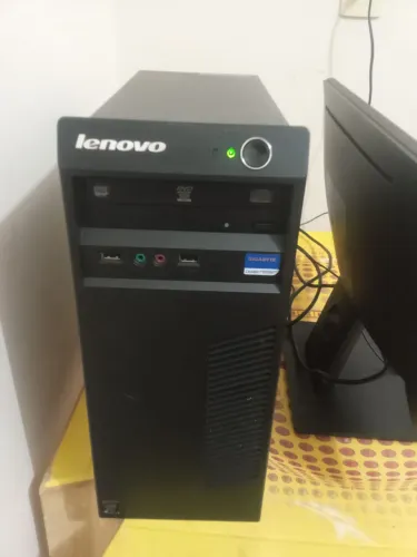 Computador completo e sem defeitos