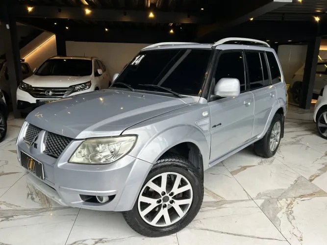 Mitsubishi Pajero TR4 2.0/ 2.0 Flex 16V 4X4 Aut. 2014