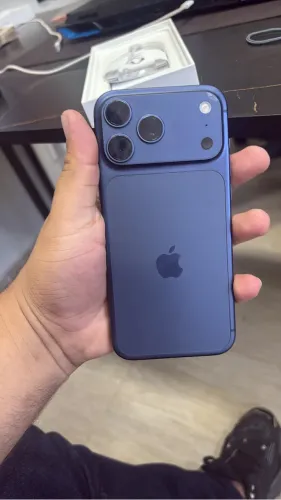 iPhone 17 pro max