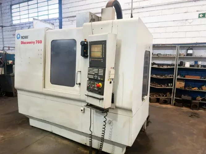 CENTRO DE USINGEM CNC ROMI DISCOVERY 760 C/ 4° EIXO - SIEMENS - SHOPMILL