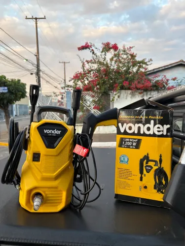 Lavadora de Alta Pressão Vonder LAV1300 1200W 300L/ h 1300 Libras - Potente e Econômica