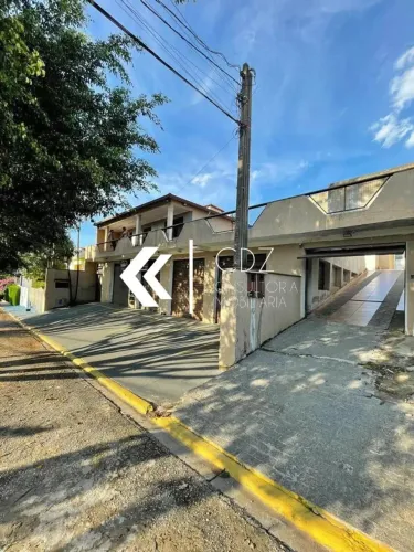 Casa com 4 Dormitórios à Locação no Cidade Jardim - Sorocaba/SP