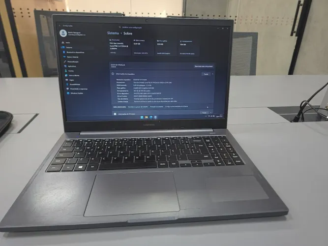Samsung Galaxy Book
